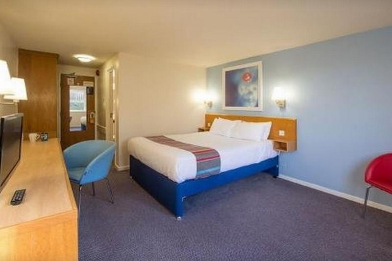 Travelodge Bristol Severn View M48 Elberton Exterior photo