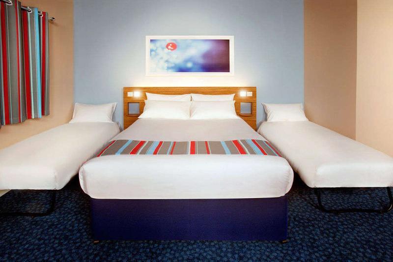 Travelodge Bristol Severn View M48 Elberton Exterior photo